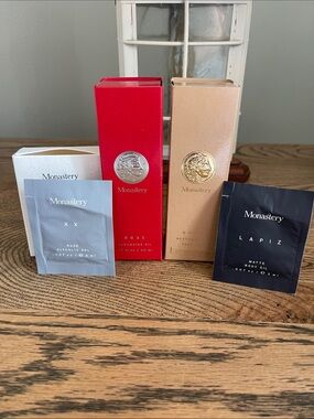 Rose Cleansing Oil & Gold Restorative Face Oil - Red & Cream Duo